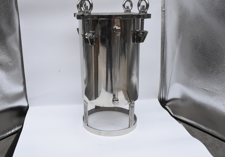  Double pressure bucket